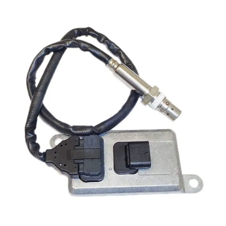 5801754016 NOx Sensor 24V Truck Diesel Engine Spare Parts